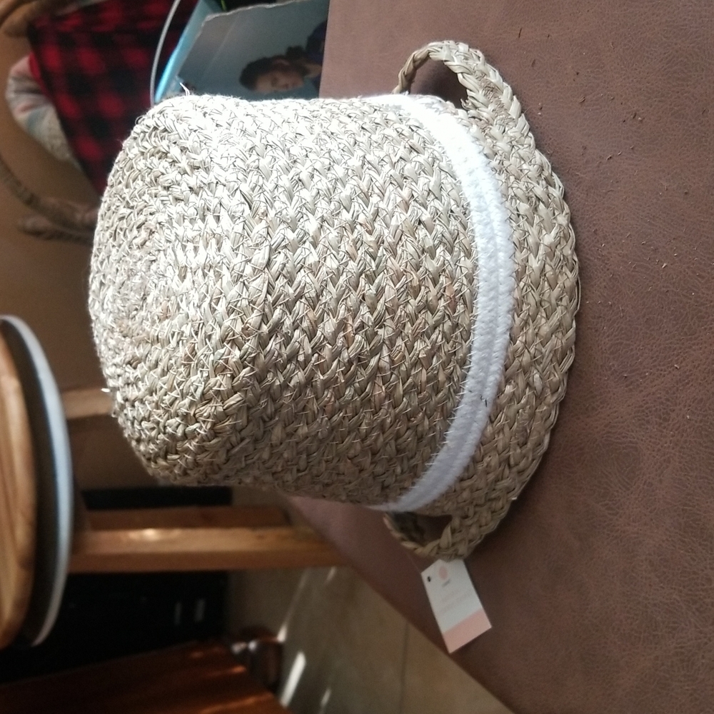 Basket - Picture 5 of 6
